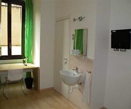 Hôtel Le Tre Torri à Milan Extérieur photo