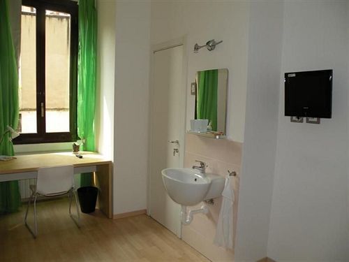 Hôtel Le Tre Torri à Milan Extérieur photo